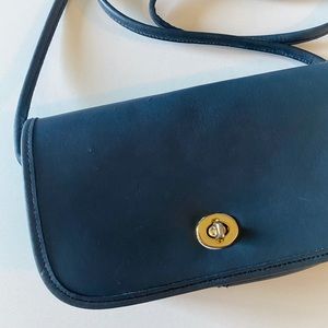 Mervyn’s Partners Leather Purse (Coach Style)